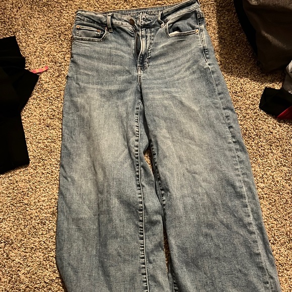 American Eagle High Waisted Wide Leg Jeans - Picture 1 of 2
